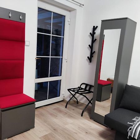 Motyli Chalupa - Luxusni Apartmany U Jestedu Dlouhy Most Екстер'єр фото