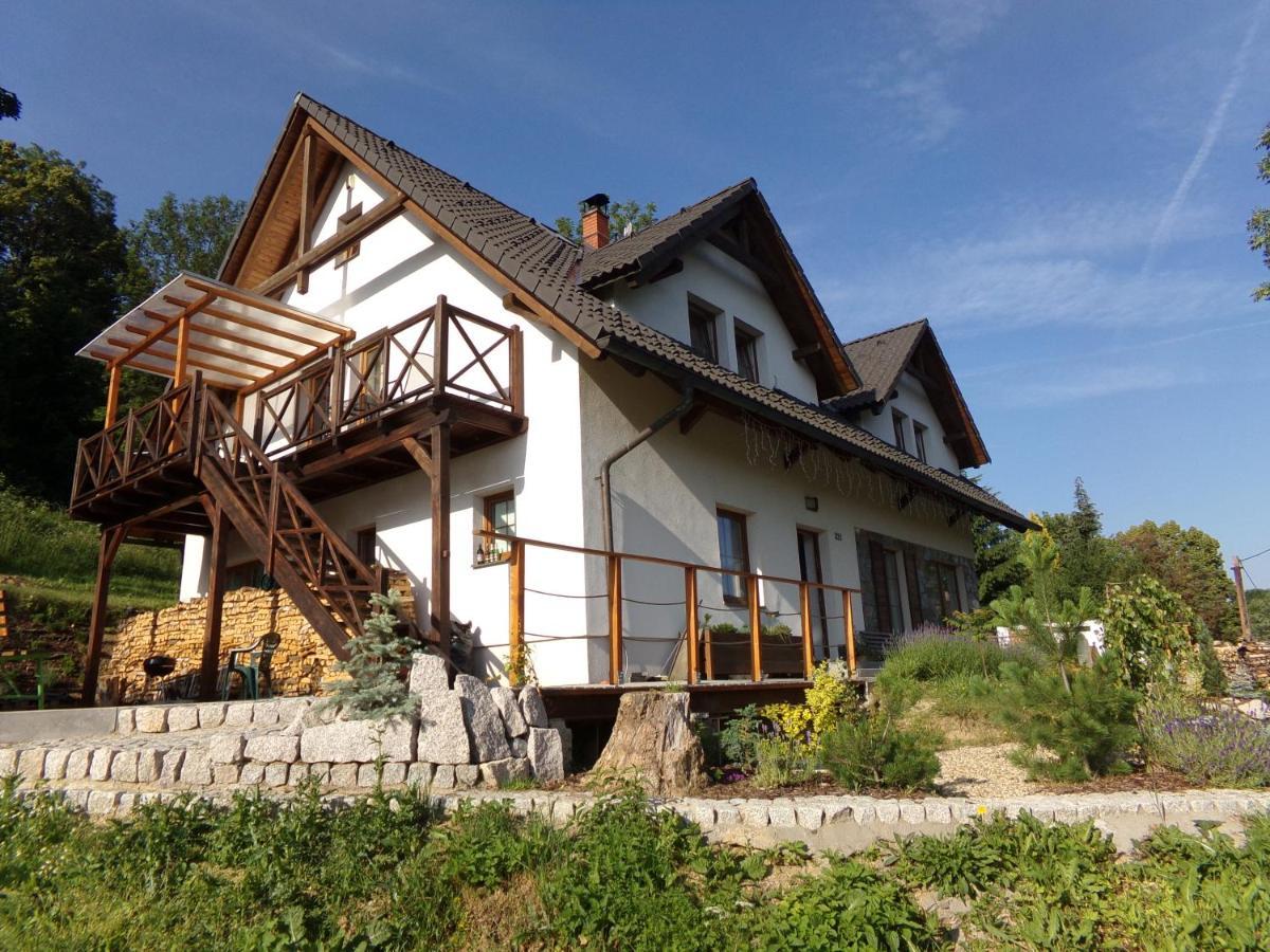 Motyli Chalupa - Luxusni Apartmany U Jestedu Dlouhy Most Екстер'єр фото