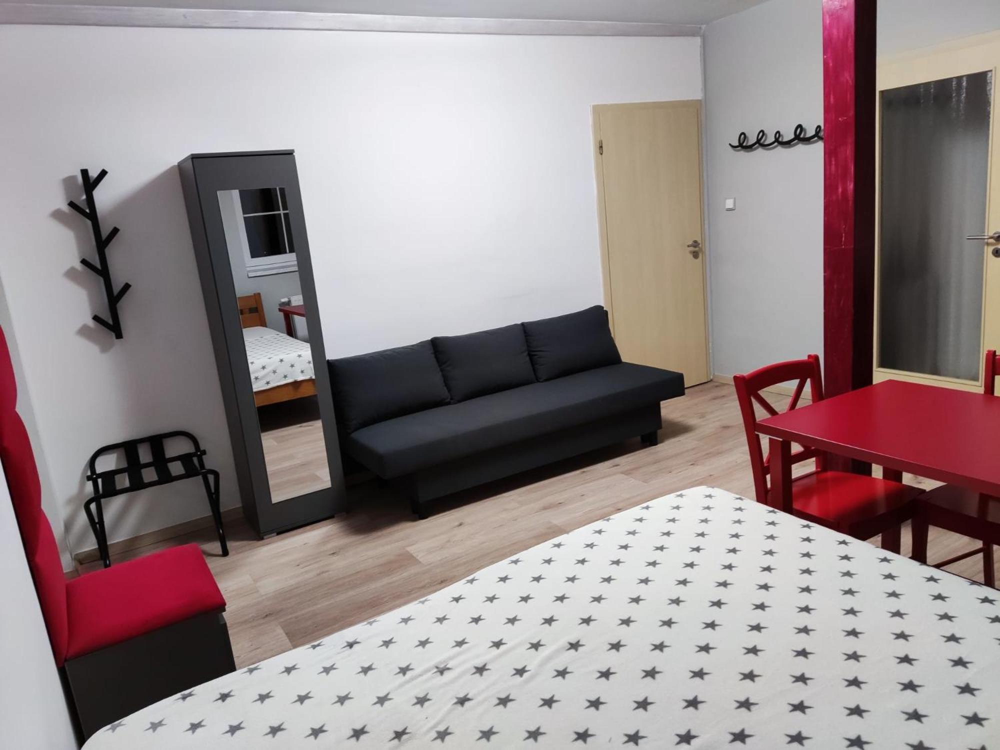 Motyli Chalupa - Luxusni Apartmany U Jestedu Dlouhy Most Екстер'єр фото